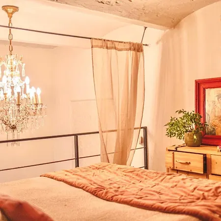 Andrassy Palace - Stylish 1