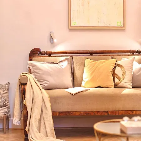 Andrassy Palace - Stylish 1 Lägenhet